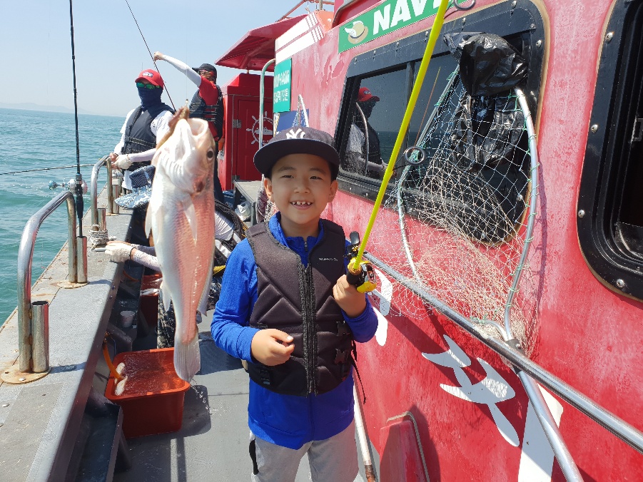 8월15일 뉴대성호 백조기조황