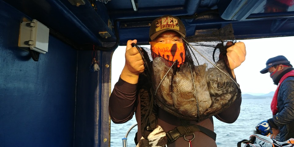 10월24일  천성호 주꾸미조황