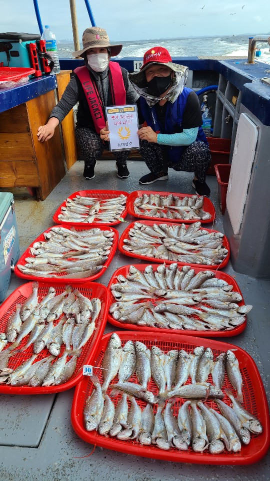 8월15일 뺏지 주인공은 누구?