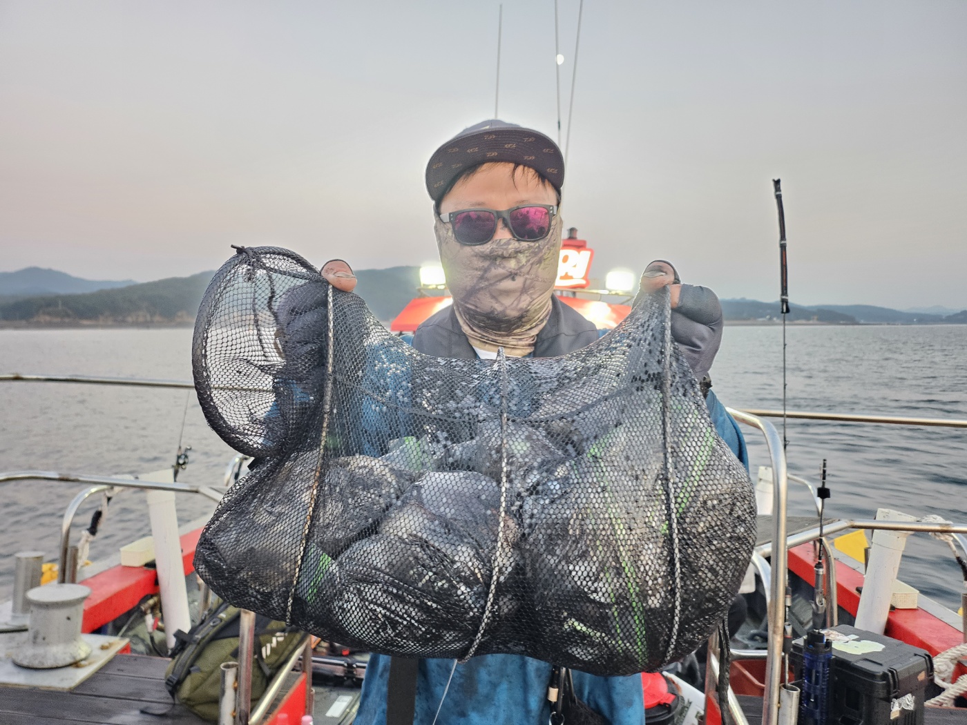 10월 25일 레드원호 주꾸미 조황