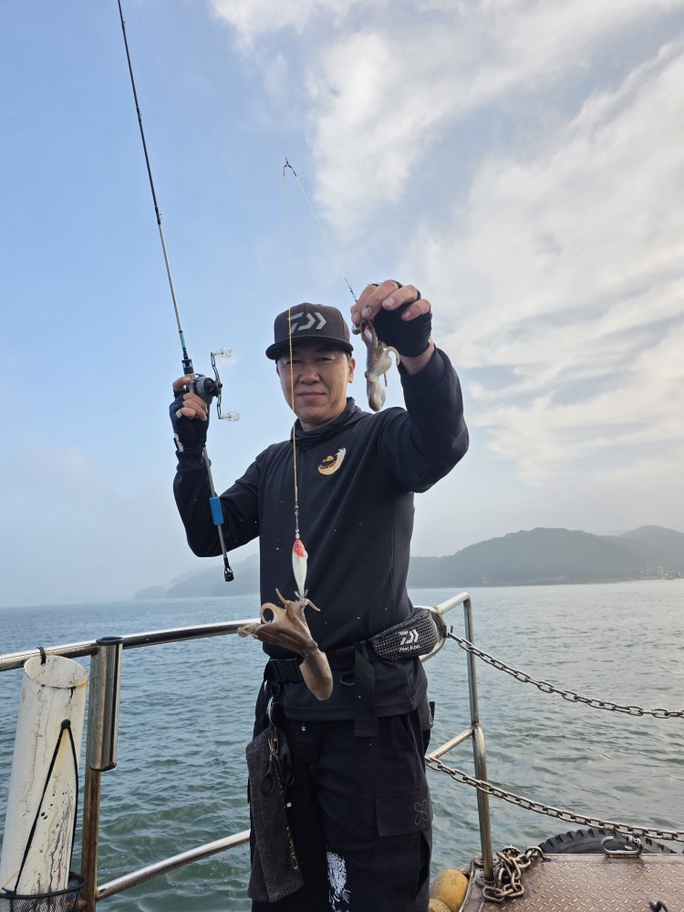 9월 3일 블루원호 쭈꾸미 조황..